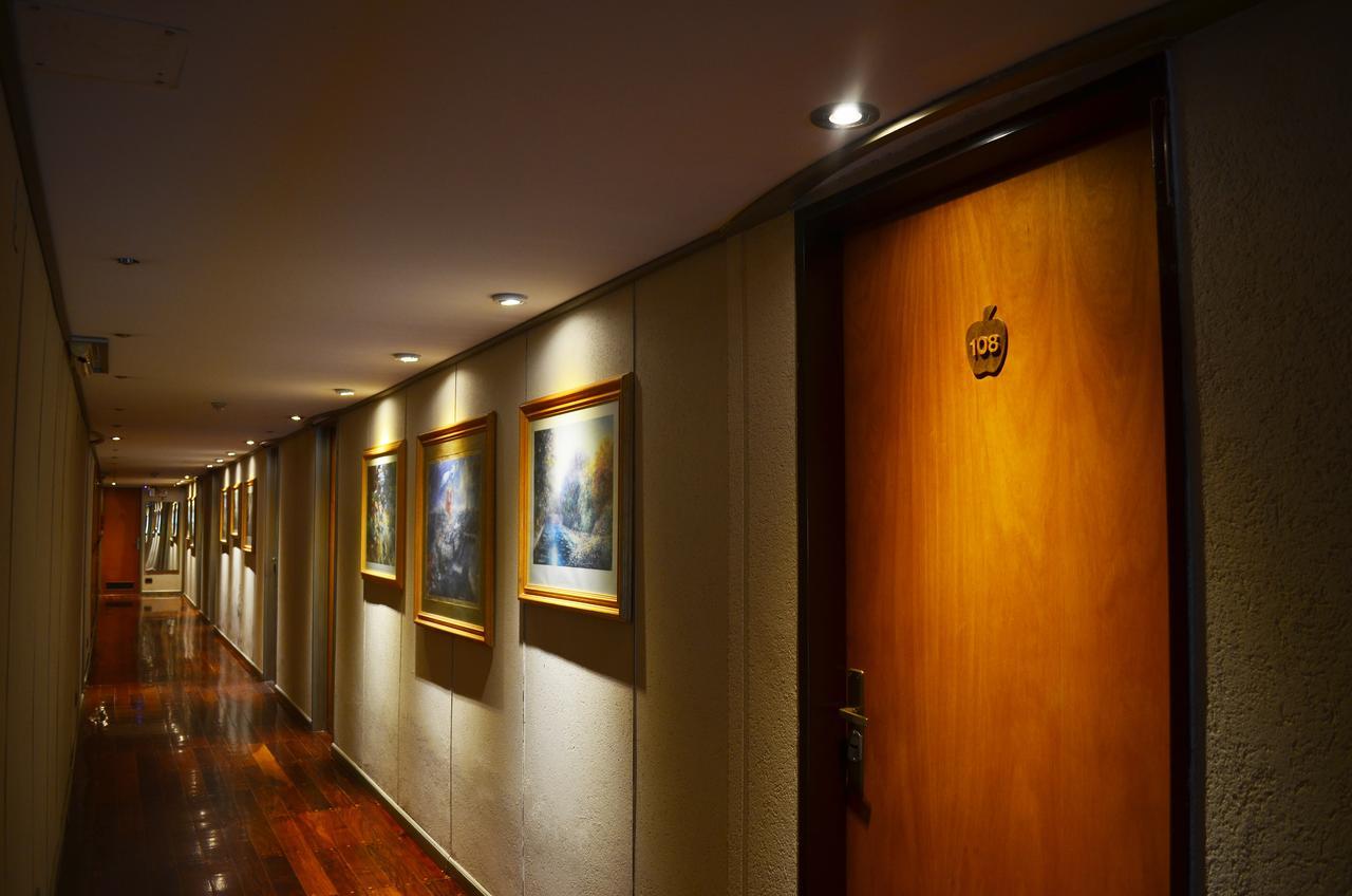 Hotel Huemul General Roca Eksteriør bilde