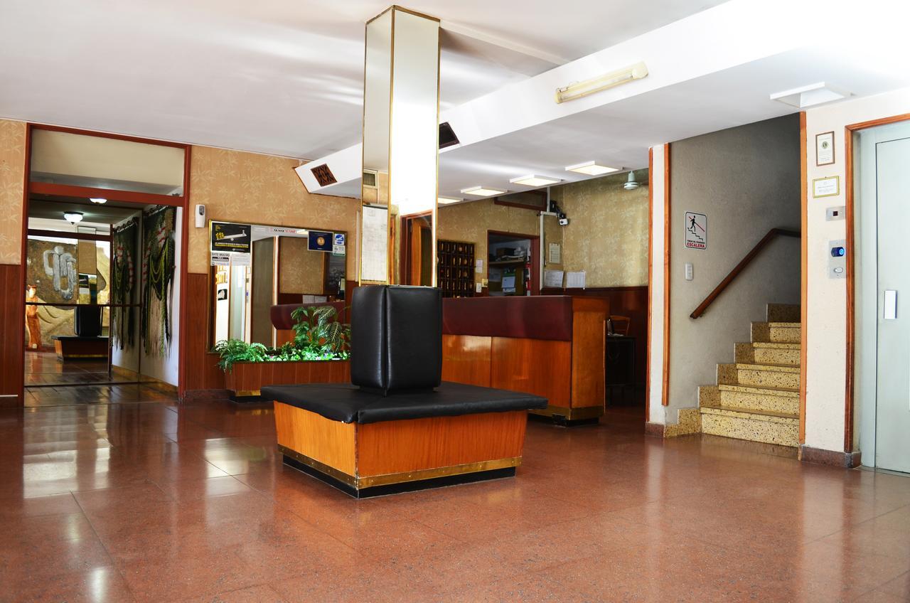 Hotel Huemul General Roca Eksteriør bilde